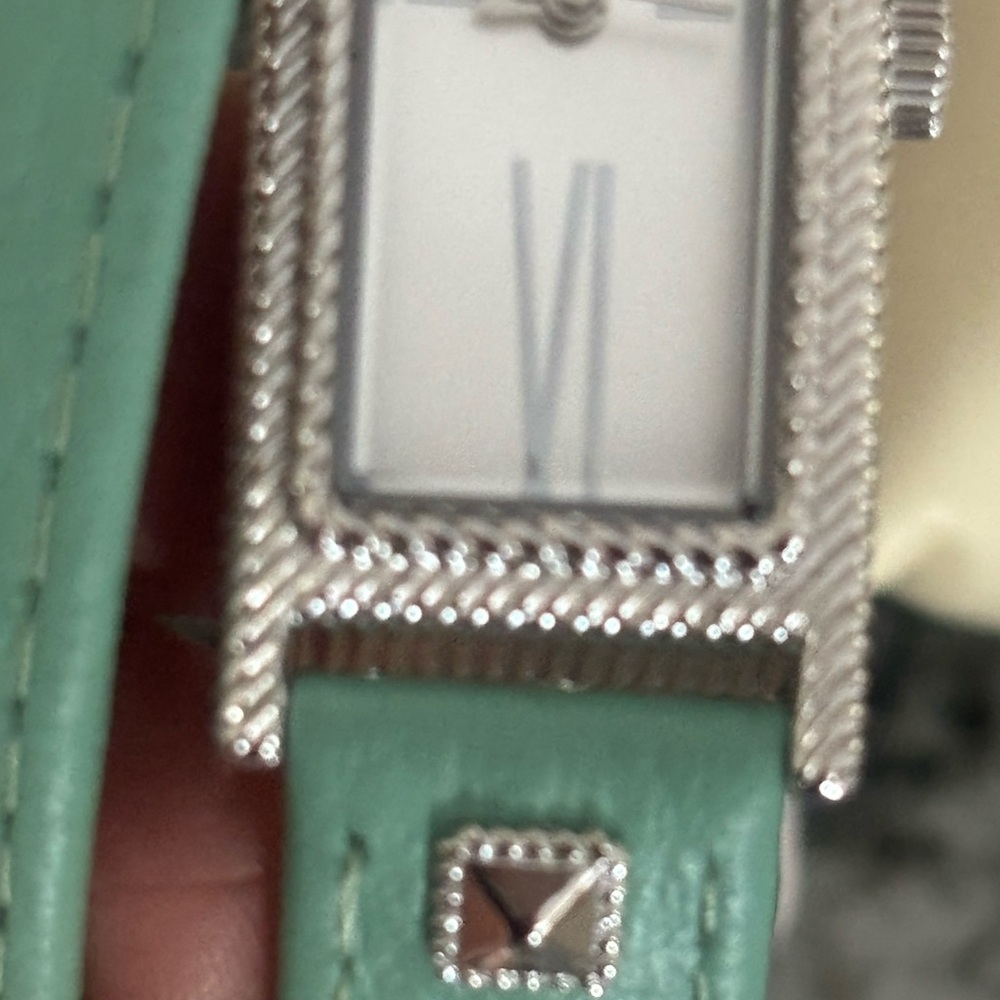 Water resistant Judith Ripka NEW watch - Picture 3 of 10